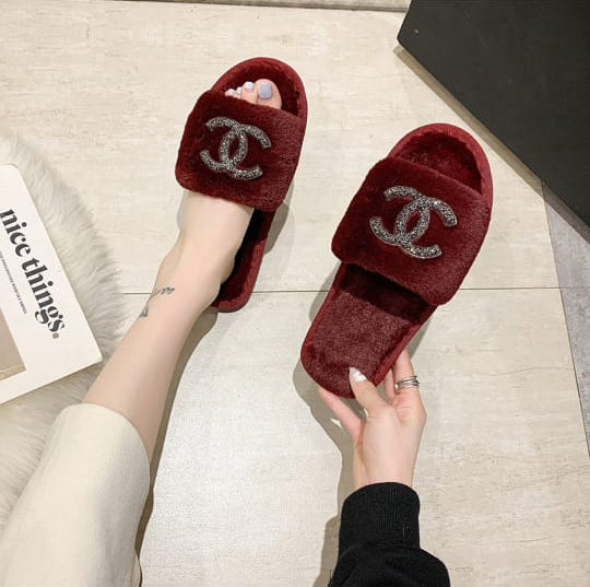 Chanal fur slippers for women